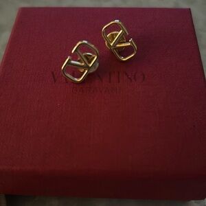 Valentino signature post earrings. Box, dust cover included